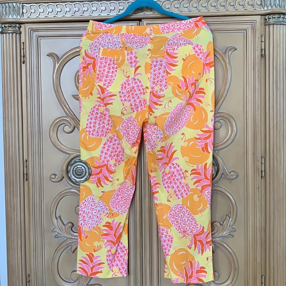 LILLY PULITZER Capris Bright PINEAPPLE/Orange 8 - Picture 4 of 7